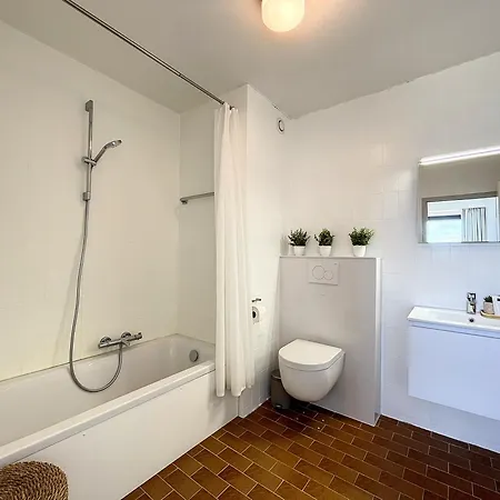Apartment Flat Sun - *